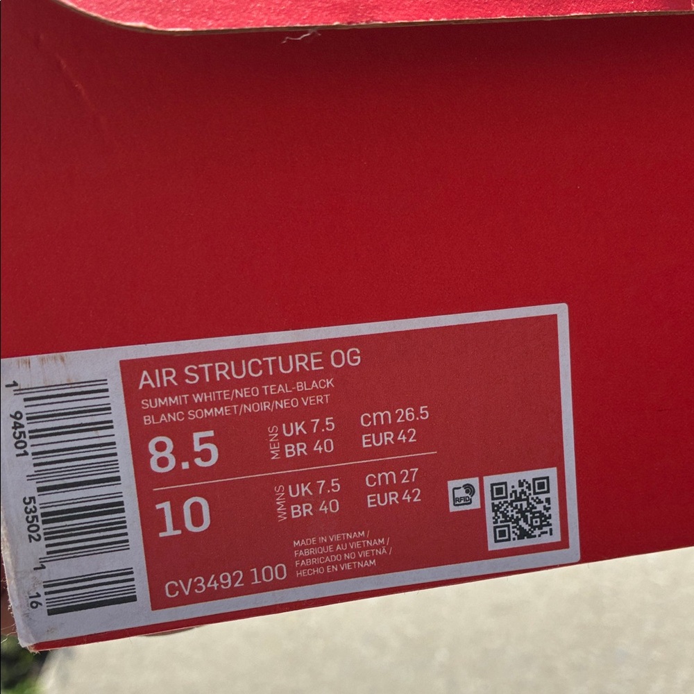 Nike Air Structure OG in White, Teal, and Black